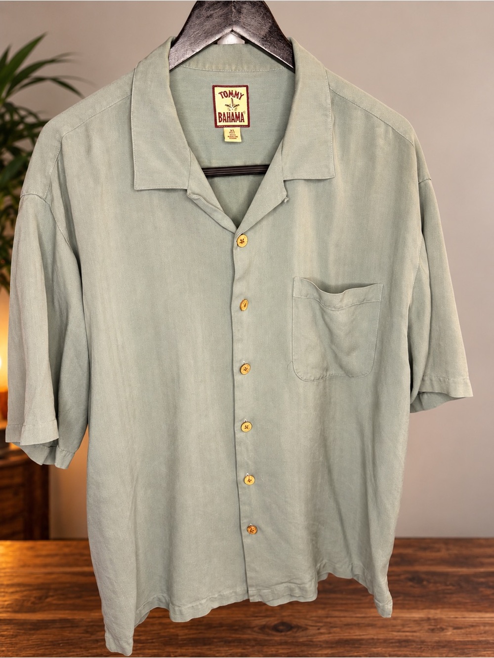 Tommy Bahama Short-Sleeve Button-Front Shirt in Sage Green
